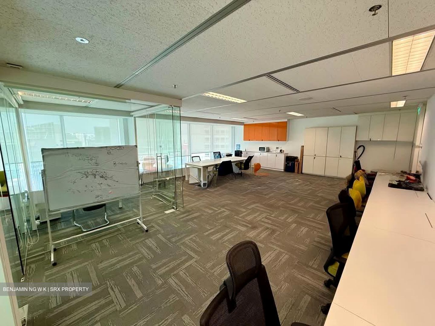 Singapore Land Tower (D1), Office #605329861